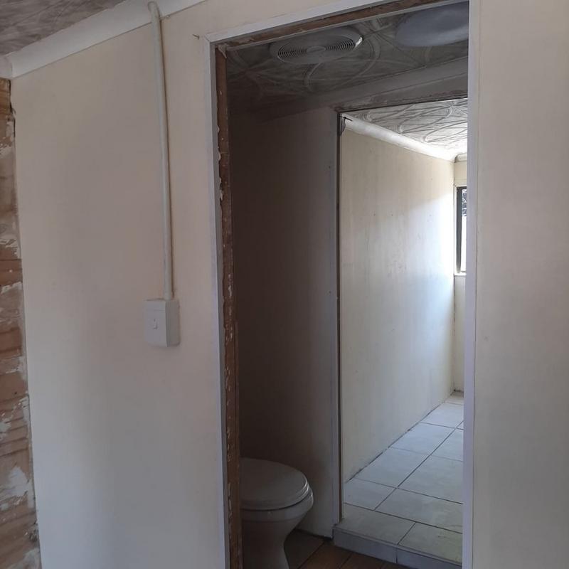 To Let 1 Bedroom Property for Rent in Ravensmead Western Cape